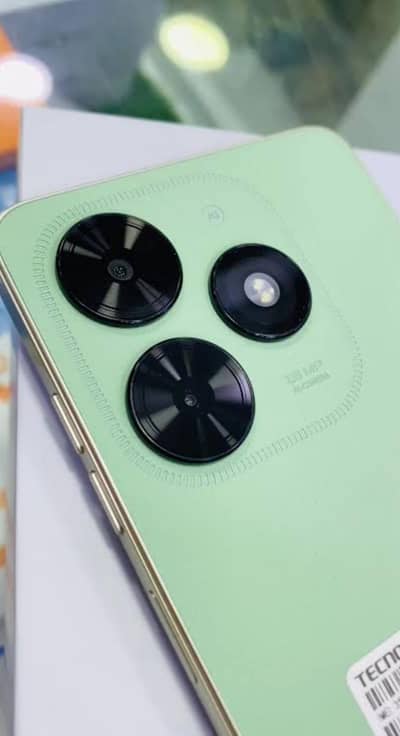 tecno spark go 2024 4 gb 64 gb complete box mint condition