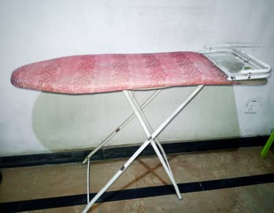 Folding Iron Stand