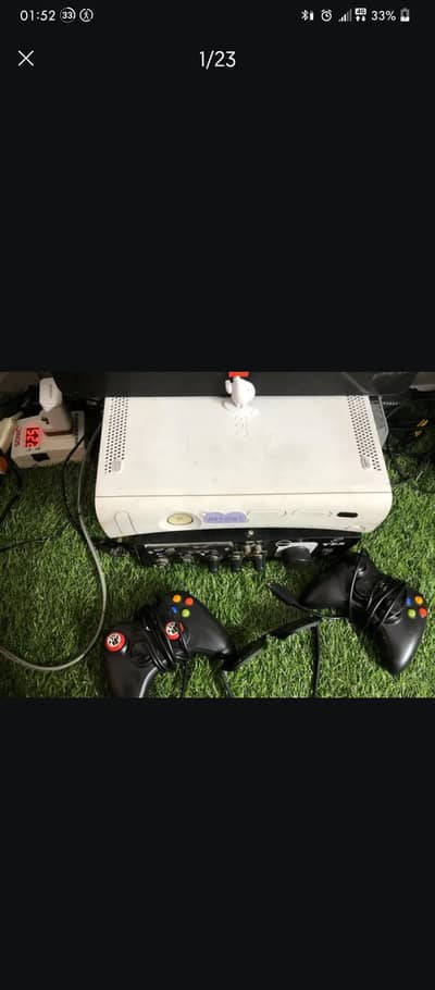 xbox 360  Jasper with 2 controllers power supply  console