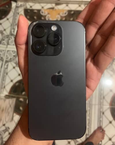 iPhone 14 Pro black 89health urgent sale
