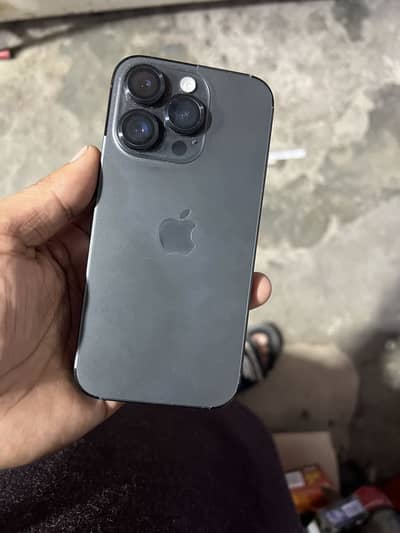 i phone 14 pro 128 gb 94 battry halt all ok factory unlock LLA model