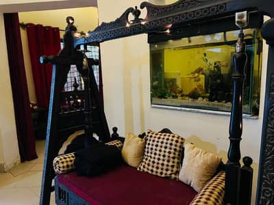 Chinioti Pure Wood Jhoola – Urgent Sale