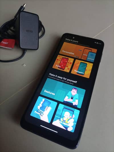 Motorola 4/128  with Accessories