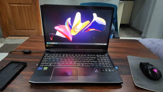 Predator Helios 300 | i9 11 Gen | RTX 3070 | 64 GB RAM | 2.5 TB SSD