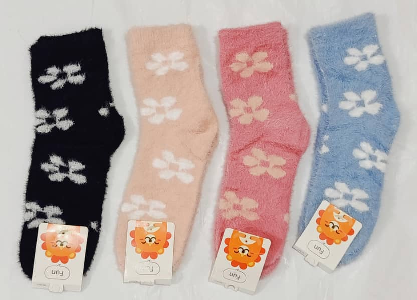 fuzzy socks 0