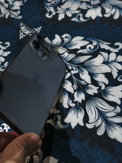 iPhone 13pro max 256gb