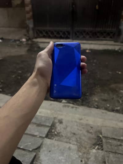 realme c2