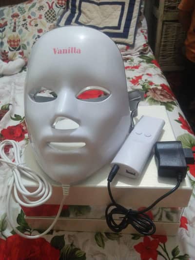 vanilla Lightfacial Mask