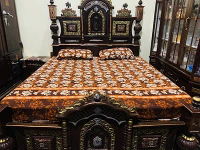 chinuti furniture 160000 urgent sail ?