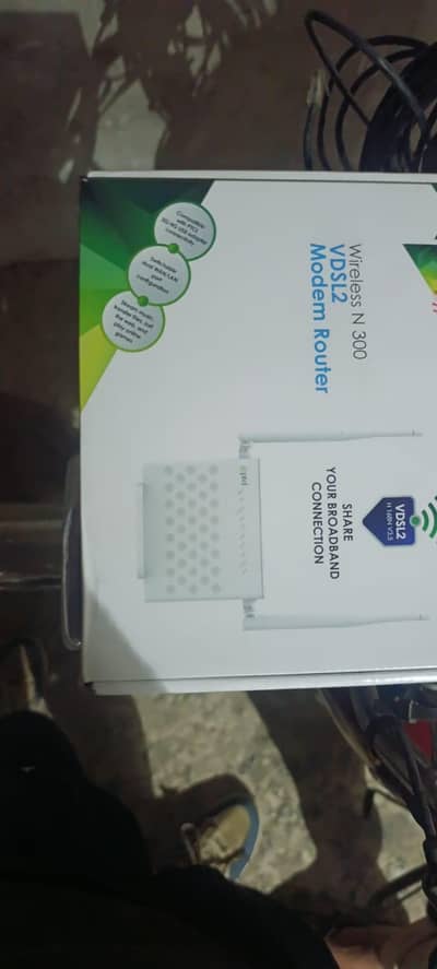 1 router and 1 fiber device