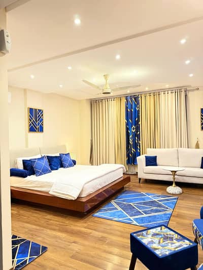 1 Bedroom Luxury Furnished Apartment is Available for Rent in Bahria Town Lahore