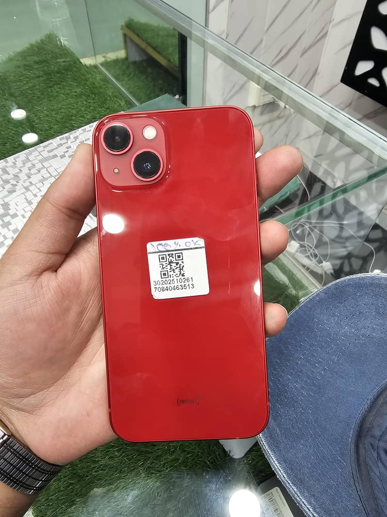 iPhone 13 0