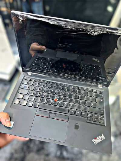 Lenovo ThinkPad X1 Carbon i5 6th Gen 8/256 NVMe | Ultra Slim | 14" |