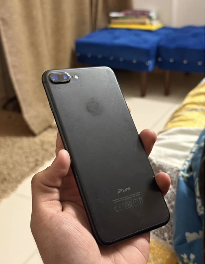 Apple iPhone 7 Plus 0
