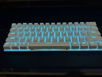 Brand new Mechanical Wireless Keyboard Reachable ( Just box opened )