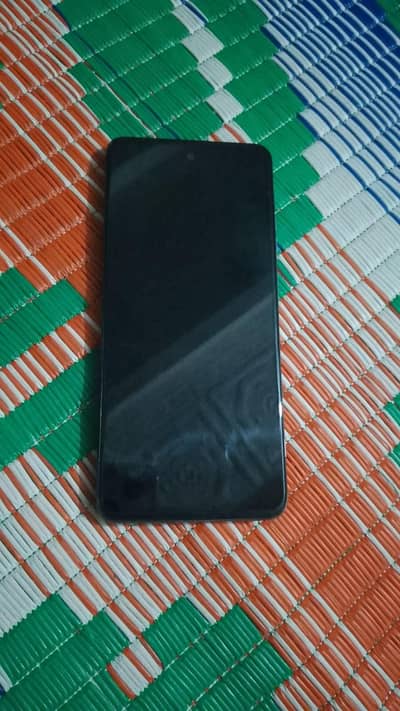 sealed phone 10/10 4/128  4Gen. processor