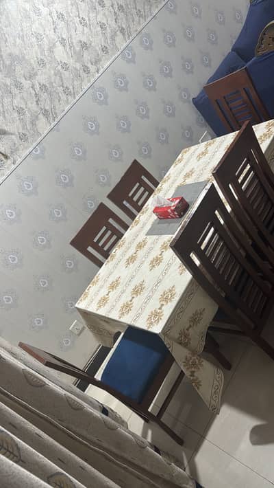 Dinning table with 6 chairs