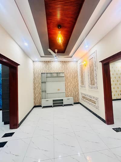 4 MARLA UPPER PORTION FOR RENT IN MILITARY ACCOUNT MAIN COLLEGE ROAD LHR