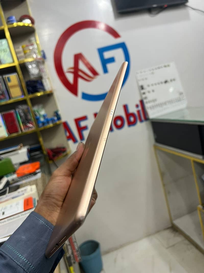 Ipad 8th generation 5