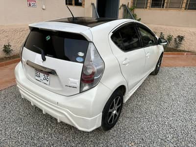 Toyota Aqua 2013/17 Complete Original Condition 100% Battery/Abs 1Hand