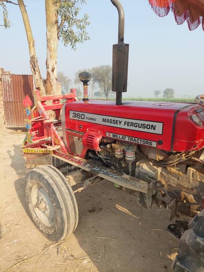 Massey Ferguson 360