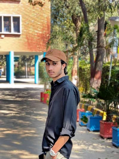 Ikram Khan 