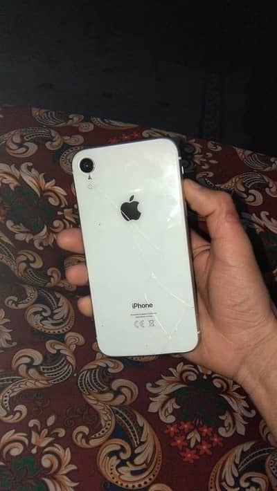 iPhone XR urgent sale