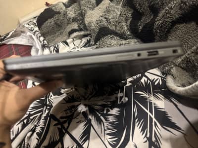 Dell latitude 7310 (10gen core i7 ) 16/512 touch display