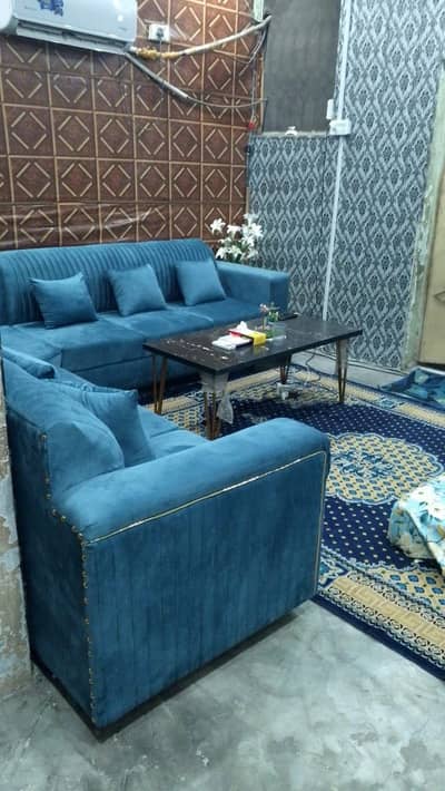 Old sofa reposhish hub