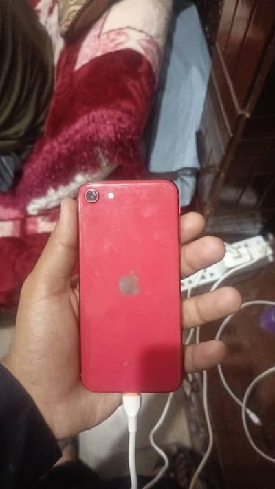 iPhone se 20 64 gb