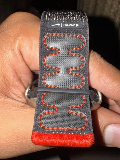 Black Apple Watch Nike Edition 46mm – Complete Box