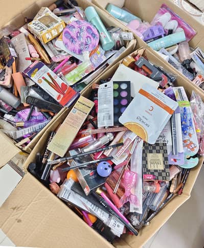 New Makeup kgs available