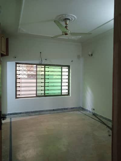 30*60 Ground portion For Rent in G13 Islamabad