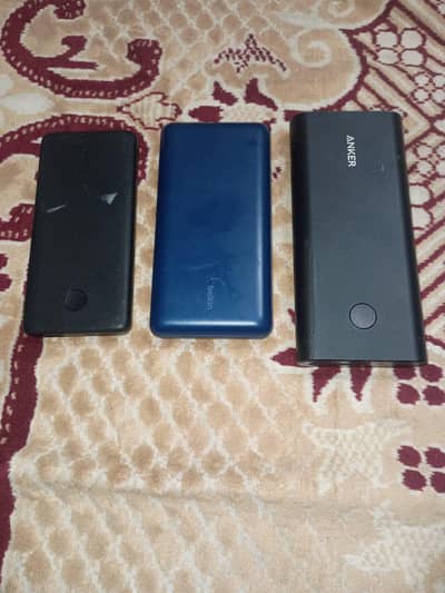 ANKER AND BELKIN POWER BANK