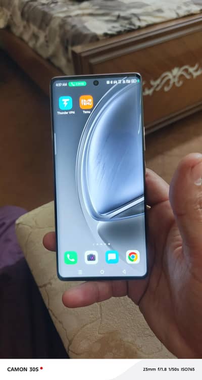 Infinix Zero 40 – 1 Hand Used – Bilkul Clean – Fast Charger