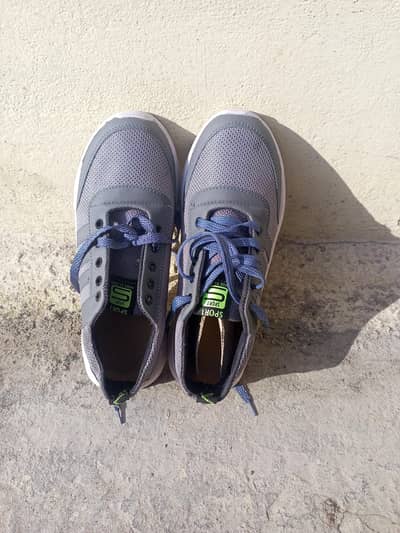 New Premium Sneakers