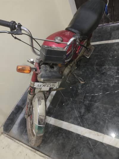 united 70 bike ha 21 modal ha urgent sale showroom k name par ha