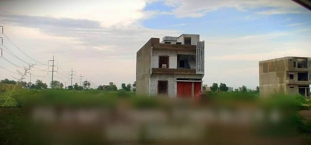 West Open Corner Plot And 40 Feet Road West Park Facing