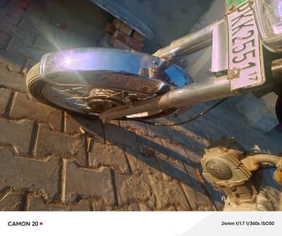 rohi model 2017 conditions samne h aur later ni h copy h