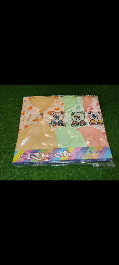 new born clothes and accessories