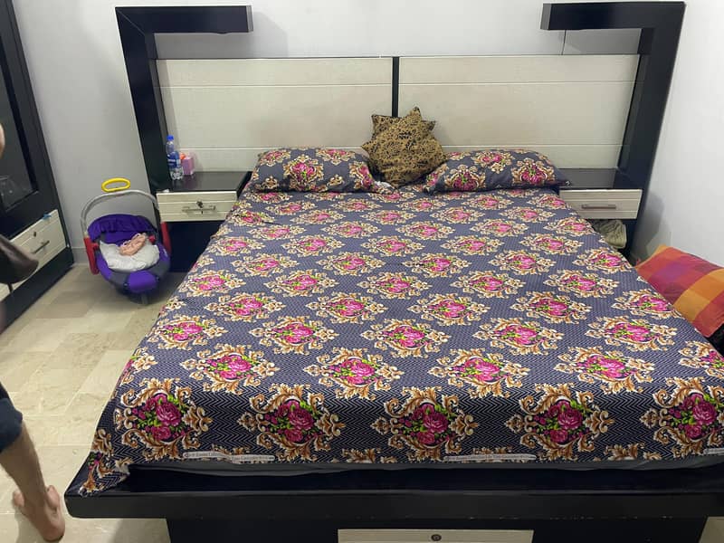 full Bedroom set 0