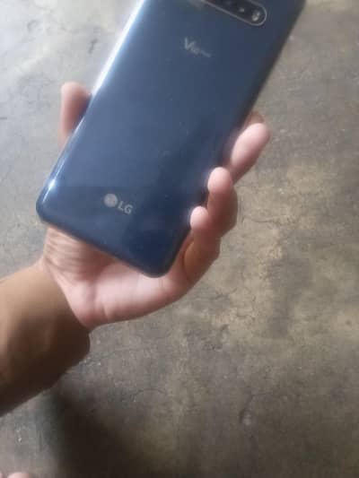 lg v60