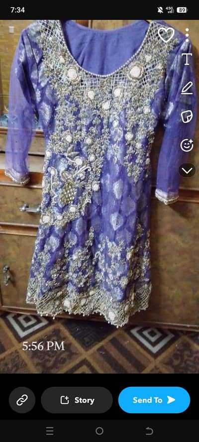 heavy wedding dress in new condition