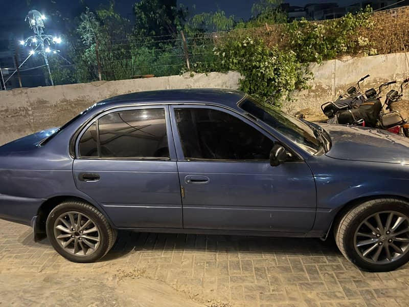 indus corrolla 2001 1