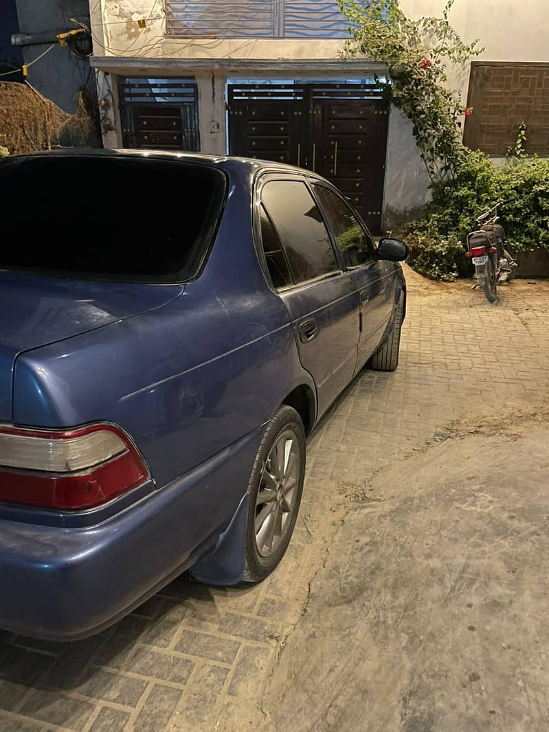 indus corrolla 2001 2