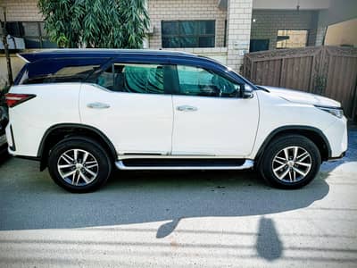 Toyota Fortuner sigma 2.8 convert in legendary total original