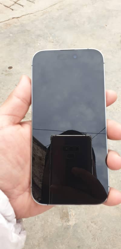 iphone 14Pro waterproof