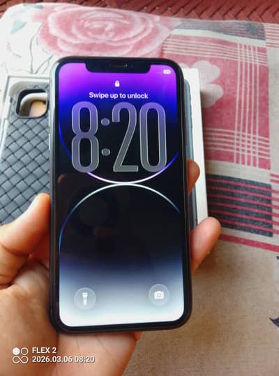 Iphone 11 / 128 gb jv Moble nmber 03063395931