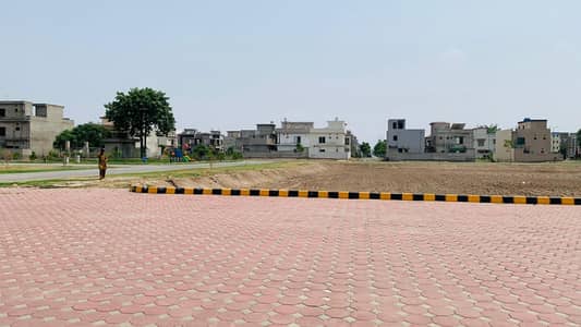 Prime Location 10 Marla Residential Plot For Sale In Imperial Block, Park View City, Lahore
