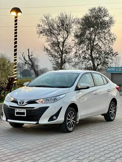 1st Owner 1.5 Toyota Yaris Full Option Genuine Car